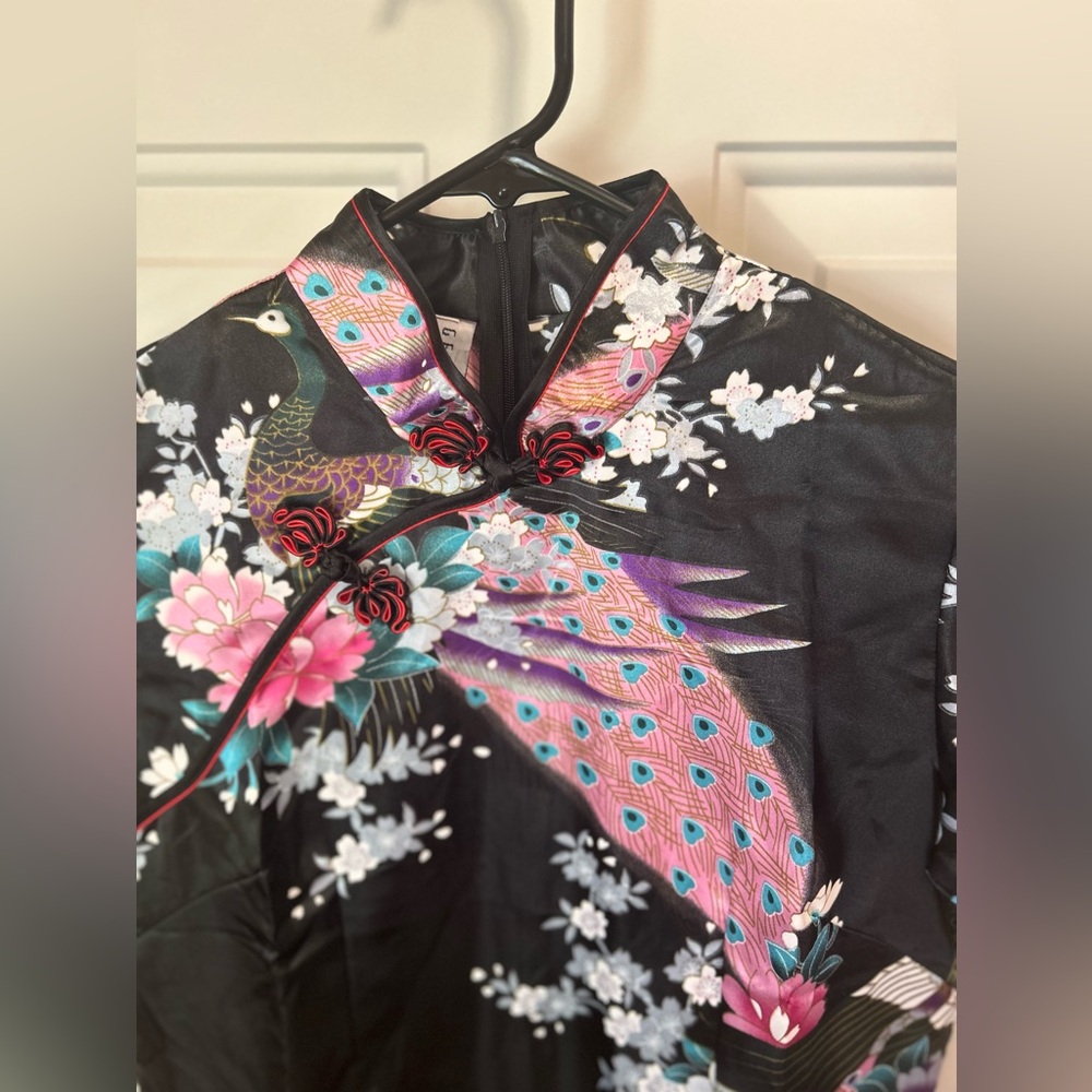 Black Floral Peacock Cheongsam Dress - Picture 3 of 6